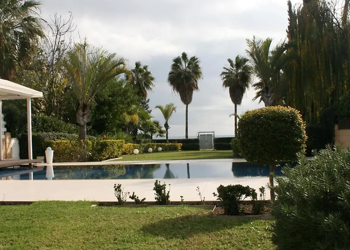 Serenity Mediterranean Villa Perivolia