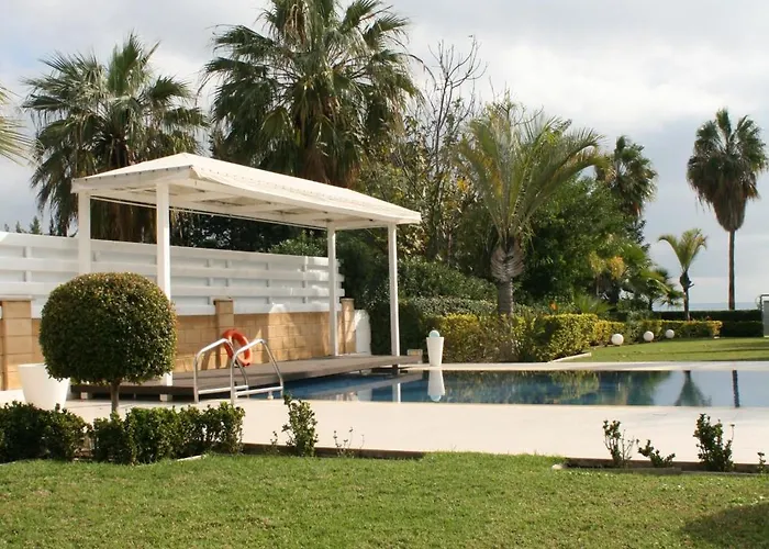 Serenity Mediterranean Villa Perivolia