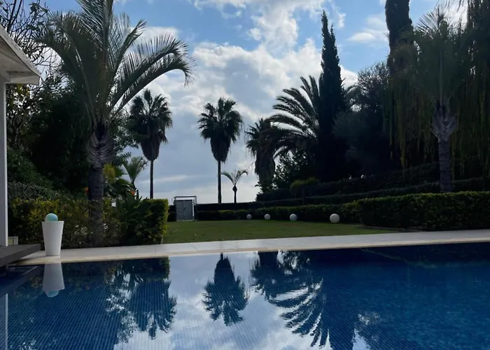 Serenity Mediterranean Villa *