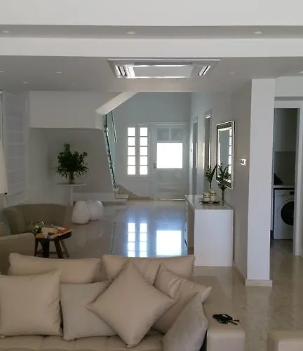 Villa Serenity Mediterranean *