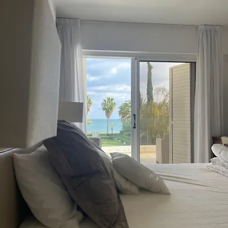 Serenity Mediterranean فيلة *