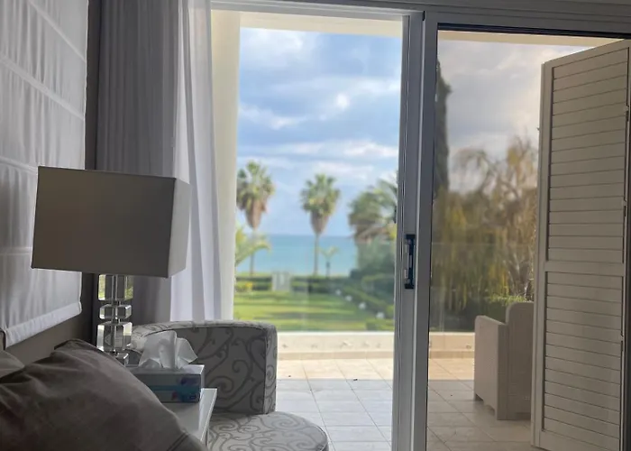 Serenity Mediterranean * Perivolia