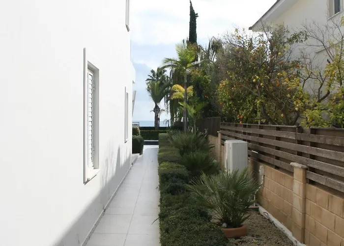 Villa Serenity Mediterranean